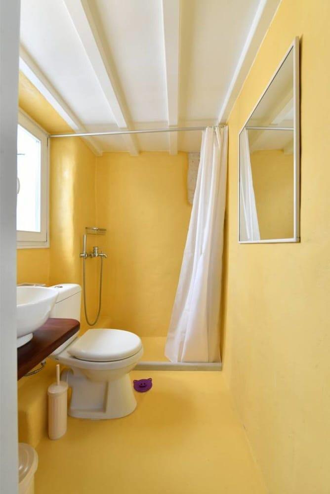 Kastro Traditional House Парос Экстерьер фото